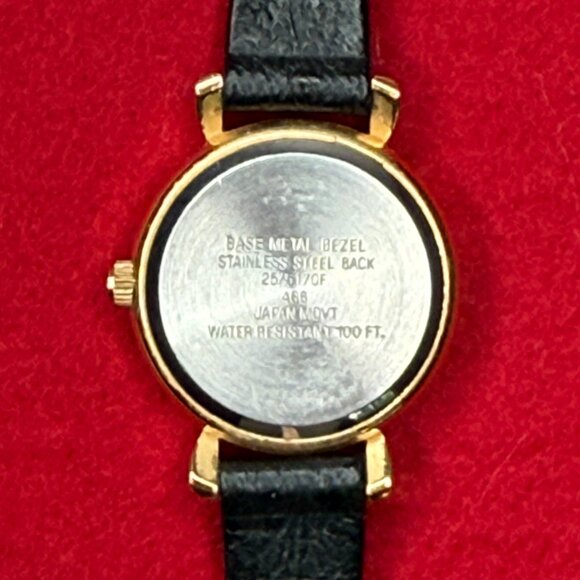 Vintage Armitron Quartz Women's Analog Watch Japanese Movement Leather Untested - Picture 3 of 9